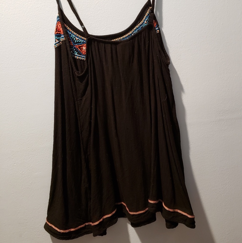 Flowy Tank Top - Picture 2 of 5